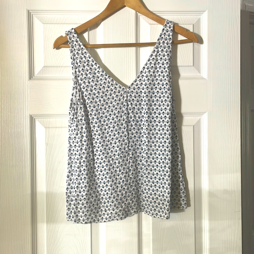 Medium stitch fix tank